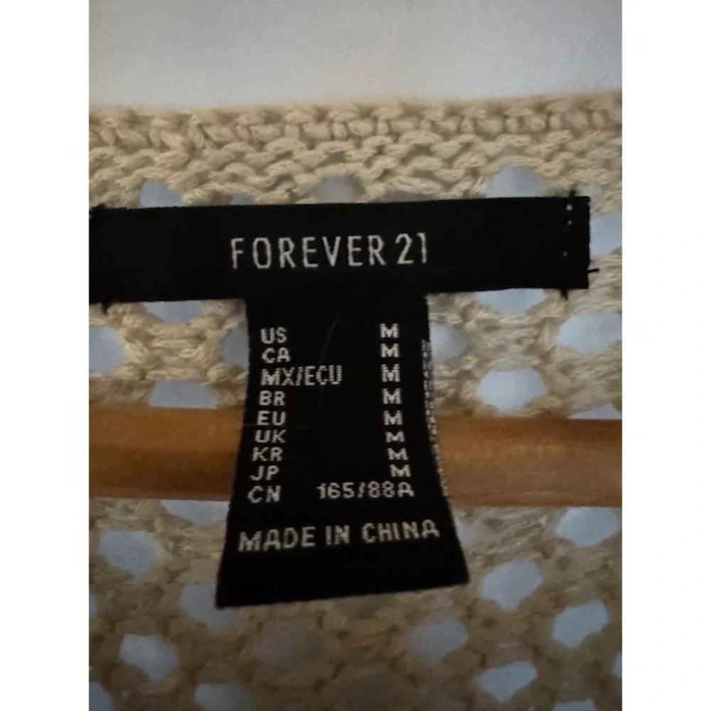 Forever‎ 21 Beige Crocheted Mesh Long Sleeve Pullover Sweater Top Womens M